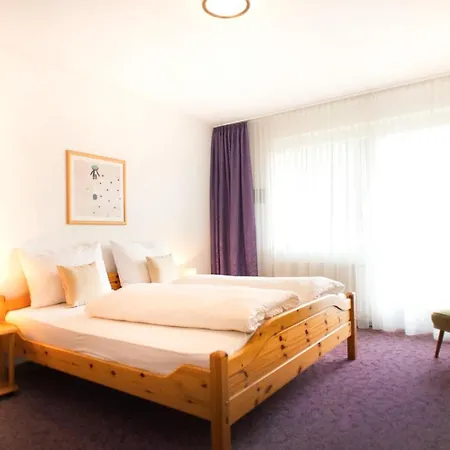Hotel Landhaus Mondschein 3*